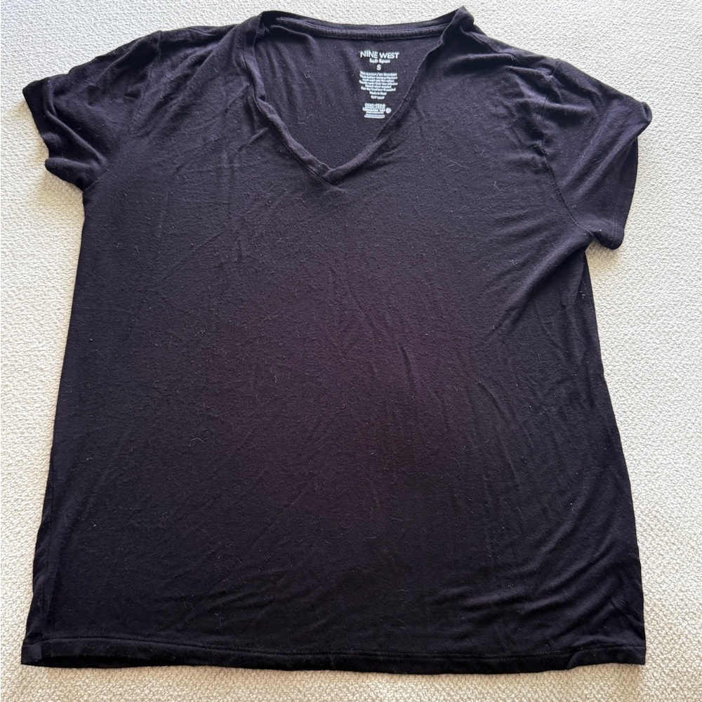Nine West Soft Spun Black V-Neck Tee - Picture 2 of 4